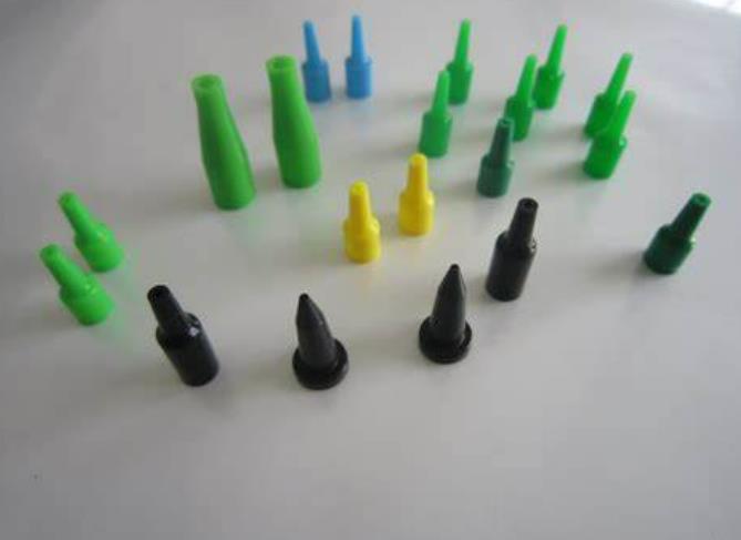 Bending size of the mold, no unloading, uneven feeding, poor riveting