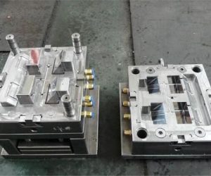 How Does a 5-Axis CNC Machining Center Unlock Unprecedented Manufacturing Capability?