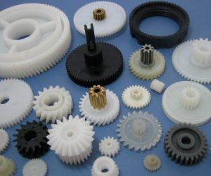 How Are Plastic Gear Sets Revolutionizing Precision Engineering?